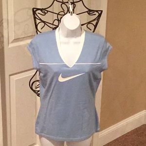 NIKE TOP